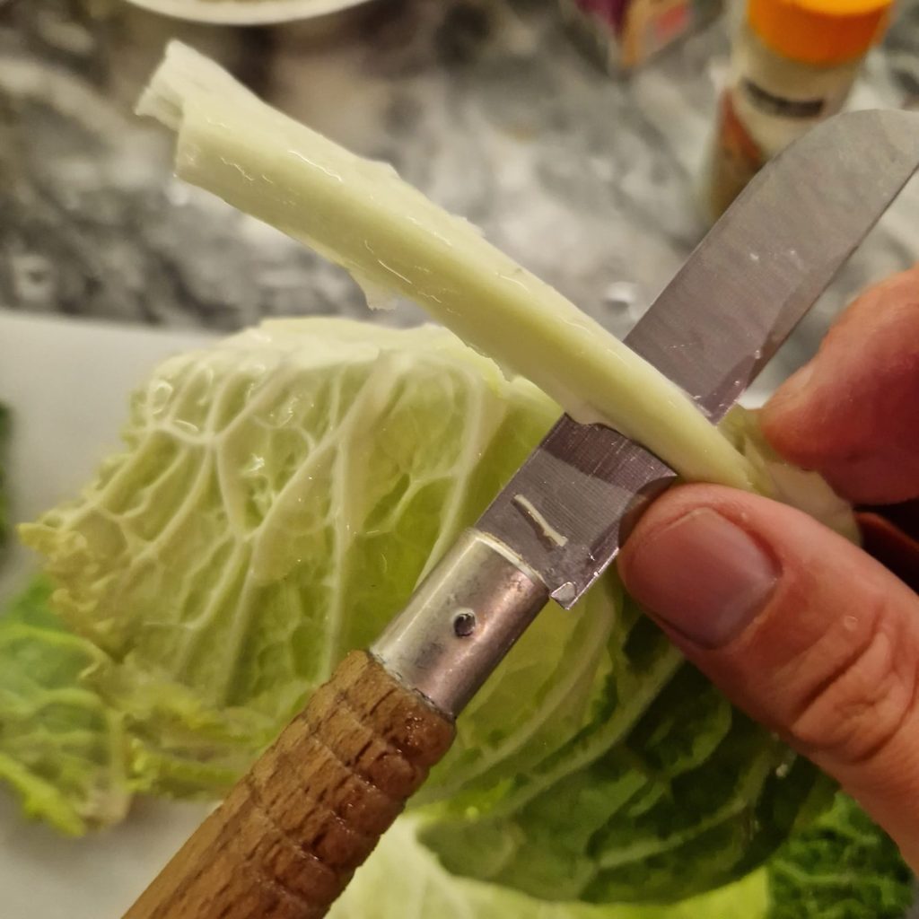 Trimming savoy cabbage